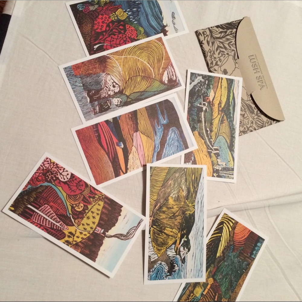 LUSH COSMETICS Lush Spa Exclusive Postcards